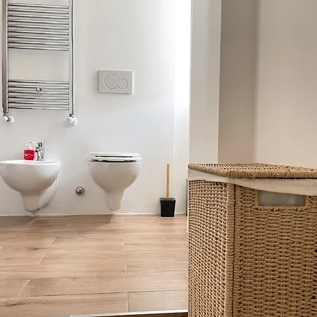 Modern Design Near Metro, Center Διαμέρισμα