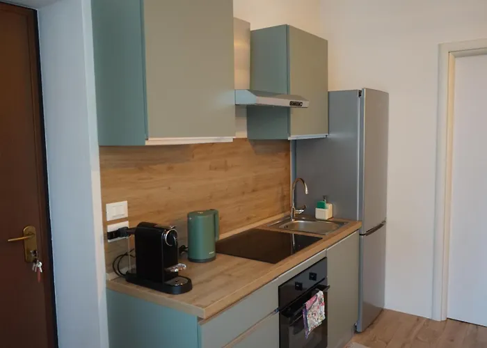 Lägenhet Modern Design Near Metro, Center Milano